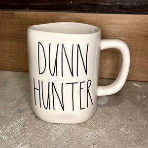 NEW Rae Dunn Dunn Hunter Mug with Tea Towel
